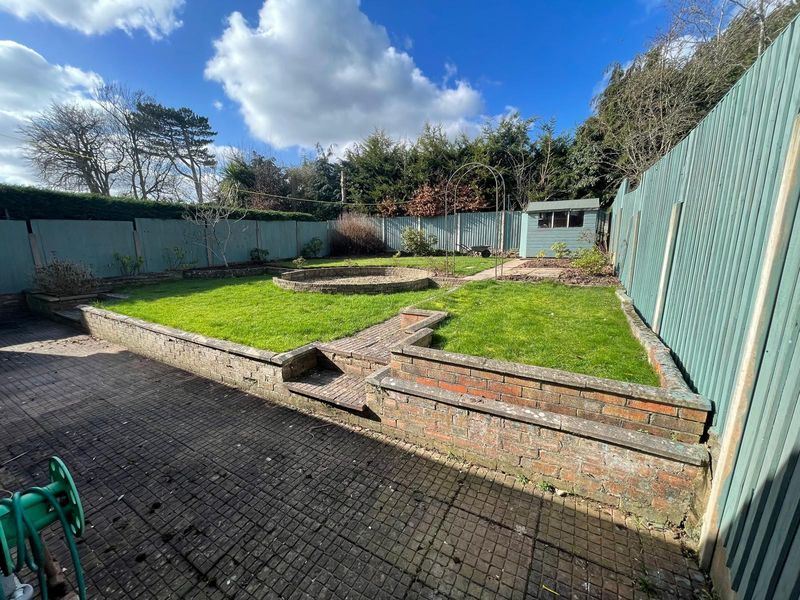 Ascot Drive Great Sutton